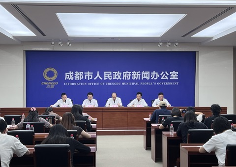 成都：走超大城市城乡融合发展、“三农”现代化建设新路