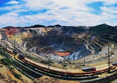 竞价341次，辽宁一磷铁矿出让额超1.4亿
