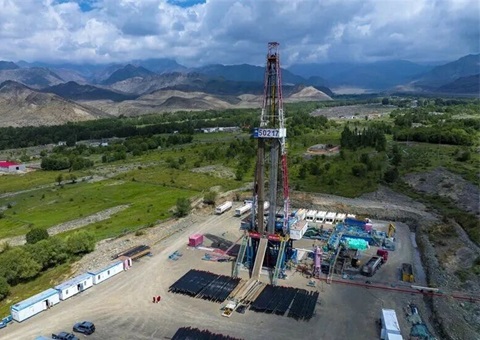 新疆加快推动柴窝堡凹陷北缘油气勘探，有望形成大型油气田